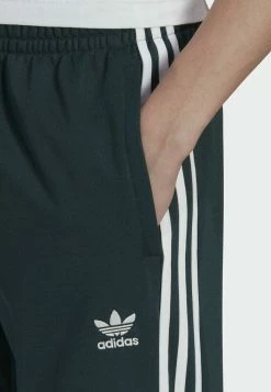 Adidas Originals CHALLENGER - Tracksuit Bottoms - Green -Adidas Originals Shop 84ff333e05d54ef9a4d8ec180e1e5725