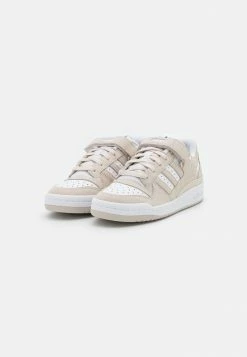Adidas Originals FORUM - Trainers - Footwear White/clear Brown/core Black 8 Adidas Originals FORUM - Trainers - Footwear White/clear Brown/core Black -Adidas Originals Shop 85d6347d79ad4040acd38d1983bab250