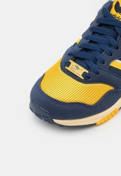 Adidas Originals ZX 1000 C UNISEX - Trainers - Navy Blue/bright Gold/white 14 Adidas Originals ZX 1000 C UNISEX - Trainers - Navy Blue/bright Gold/white -Adidas Originals Shop 862d2fd623d54f0fabfd1cb70ee02e7f
