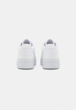 Adidas Originals FORUM BOLD UNISEX - Trainers - White 8 Adidas Originals FORUM BOLD UNISEX - Trainers - White -Adidas Originals Shop 86c697e4f497433888968fbfb44f6558