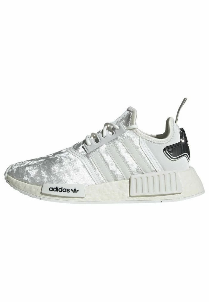 Adidas Originals Trainers - White 1 Adidas Originals Trainers - White