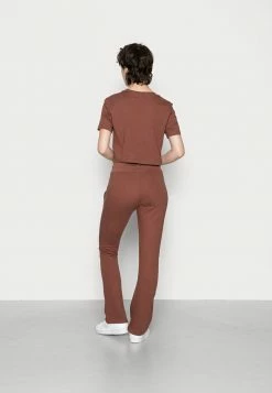 Adidas Originals OPEN HEM - Tracksuit Bottoms - Earth Brown -Adidas Originals Shop 870a693a92bc4175bd1312d2b2d8d76c