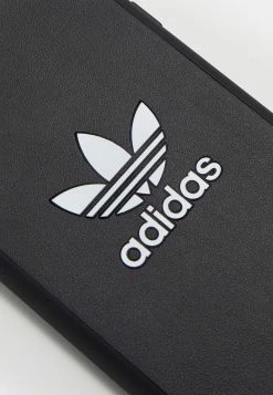 Adidas Originals IPhone 11 UNISEX - Phone Case - Black/white -Adidas Originals Shop 87afcb97bf034ce2817723375fc65763