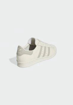 Adidas Originals SUPERSTAR 82 - Trainers - White -Adidas Originals Shop 882424d7430443a8b9617ea16823b6ed