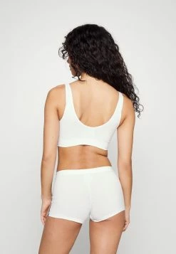 ADIDAS ORIGINALS BIKER - Pants - White -Adidas Originals Shop 8840ee472c0f4c79a00ab6820c6f76d0