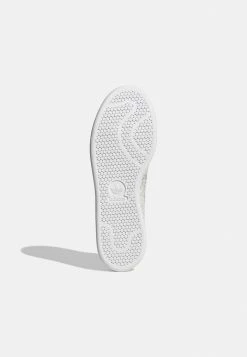 Adidas Originals STAN SMITH SILVER ANIMALS UNISEX - Trainers - White 13 Adidas Originals STAN SMITH SILVER ANIMALS UNISEX - Trainers - White -Adidas Originals Shop 88b9b4f69b7647179f181bb68c0b2a13