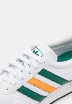 Adidas Originals USA 84 UNISEX - Trainers - Footwear White/bold Green/orange Rush -Adidas Originals Shop 88e34b6b950d4e05bcf7936bf1016c57