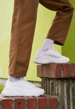 Adidas Originals OZNOVA UNISEX - Trainers - Ftwr White/dash Grey/ftwr White -Adidas Originals Shop 89c8a9e1f868409ab278a8298b985f18