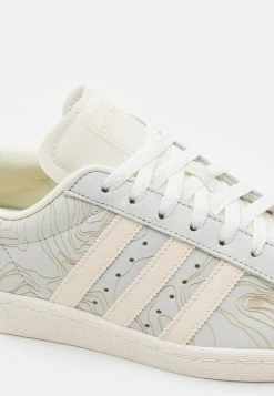 Adidas Originals SUPERSTAR 82 UNISEX - Trainers - Crystal White/ecru Tint/offwhite 15 Adidas Originals SUPERSTAR 82 UNISEX - Trainers - Crystal White/ecru Tint/offwhite -Adidas Originals Shop 8a43d0a80af54525a7f53d4a007ae4be
