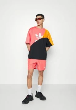 Adidas Originals UNISEX - Print T-shirt - Black/semi Turbo/bright Orange -Adidas Originals Shop 8c74aa00caa647f1bb408f712f67bba0