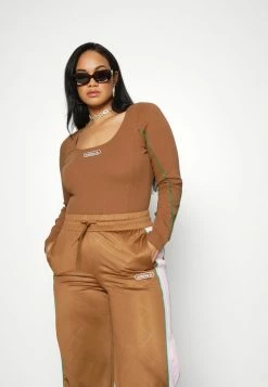 Adidas Originals TRACK PANTS - Tracksuit Bottoms - Wild Brown/clear Pink 17 Adidas Originals TRACK PANTS - Tracksuit Bottoms - Wild Brown/clear Pink -Adidas Originals Shop 8cdd4fdd964348ba8d26fdd034233d46