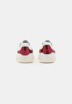 Adidas Originals STAN SMITH - Trainers - Footwear White/shadow Red/offwhite -Adidas Originals Shop 8e8690be20114b70a8d6f57387fedc88