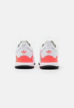Adidas Originals ZX 700 HD UNISEX - Trainers - Footwear White/turbo/white Tint 8 Adidas Originals ZX 700 HD UNISEX - Trainers - Footwear White/turbo/white Tint -Adidas Originals Shop 93d97afabc374b1ab73ff12967f1cc9c
