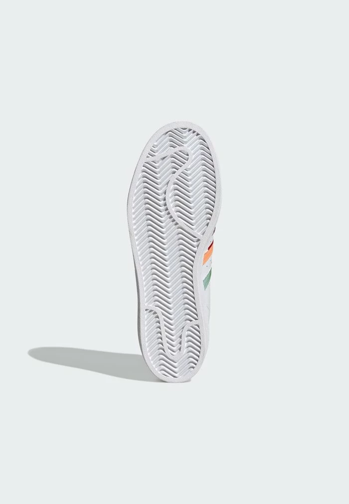 Adidas Originals Trainers - White 4 Adidas Originals Trainers - White - Image 4