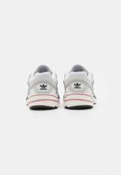 Adidas Originals ADIDAS ASTIR W - Trainers - Grey One/white/crew Navy -Adidas Originals Shop 95c31bc091e446e5875bb25690eb9ca2