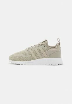 Adidas Originals MULTIX UNISEX - Trainers - Sesame/footwear White