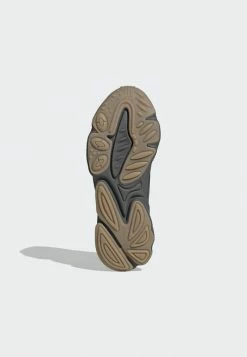 Adidas Originals OZWEEGO UNISEX - Trainers - Grey -Adidas Originals Shop 991ae7c999374fafbb0c5530497aa1af