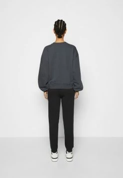 Adidas Originals CREW - Sweatshirt - Carbon -Adidas Originals Shop 99a5ebe4d209493b9685a0989716c142