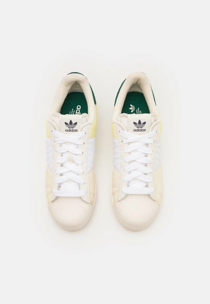 Adidas Originals SUPERSTAR 82 PANEL UNISEX - Trainers - Almost Yellow/shadow Navy/off White 4 Adidas Originals SUPERSTAR 82 PANEL UNISEX - Trainers - Almost Yellow/shadow Navy/off White - Image 4