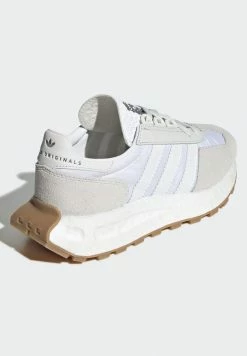 Adidas Originals RETROPY E5 - Trainers - Crystal White/ftwr White/grey Three -Adidas Originals Shop 9bddcf31f2aa44f789e37d86a3917c61