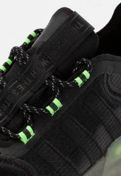 Adidas Originals NMD V3 - Trainers - Core Black/core Black/signal Green -Adidas Originals Shop 9c0a881ab518413fae3cbd8f4030ebb8