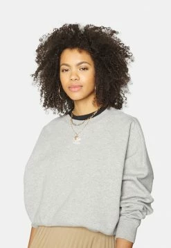 Adidas Originals ADICOLOR ESSENTIALS FLEECE - Sweatshirt - Medium Grey Heather 17 Adidas Originals ADICOLOR ESSENTIALS FLEECE - Sweatshirt - Medium Grey Heather -Adidas Originals Shop 9c3a27fbe1df41a2a6d80df6698bdaf2