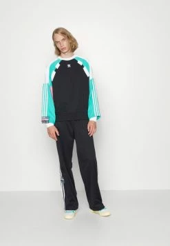 Adidas Originals CREW UNISEX - Sweatshirt - Black 10 Adidas Originals CREW UNISEX - Sweatshirt - Black -Adidas Originals Shop 9ca5941795a6425aa85582fde8475081