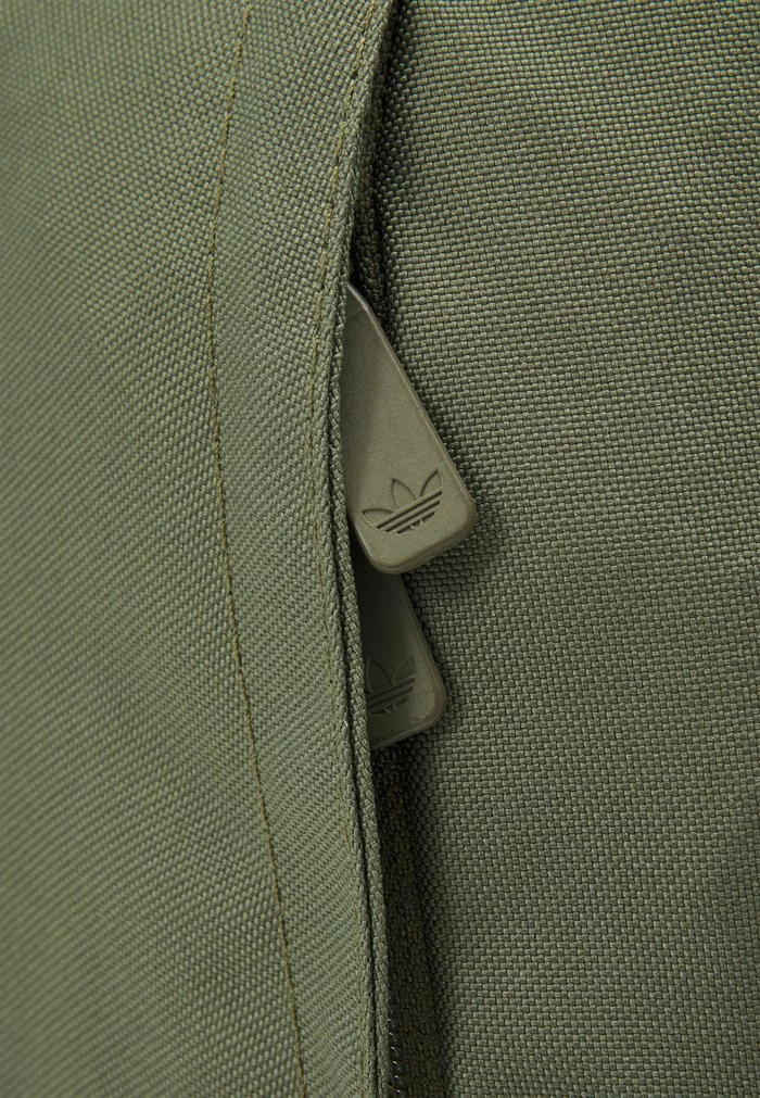 Adidas Originals ADICOLOR UNISEX - Rucksack - Focus Olive 4 Adidas Originals ADICOLOR UNISEX - Rucksack - Focus Olive - Image 4