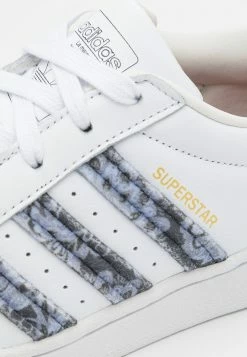 Adidas Originals SUPERSTAR KALEIDOSCOPE DREAM UNISEX - Trainers - Footwear White/steel/gold Metallic 11 Adidas Originals SUPERSTAR KALEIDOSCOPE DREAM UNISEX - Trainers - Footwear White/steel/gold Metallic -Adidas Originals Shop 9ece05d823c74b8da23ff16113d186fa