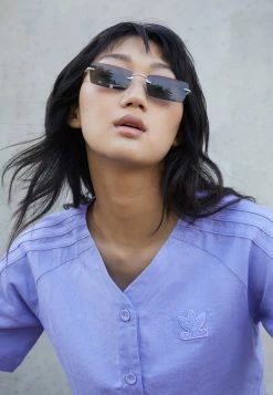 Adidas Originals BASEBALL TEE - Blouse - Light Purple -Adidas Originals Shop 9f49cd8d70994836b207ee9b541fe9b5