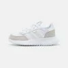 Adidas Originals RETROPY F2 - Trainers - Footwear White/grey One/almost Pink