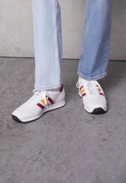 Adidas Originals USA 84 UNISEX - Trainers - Footwear White/collegiate Burgundy/orange Rush -Adidas Originals Shop a00a00dac79b45749c64fbb0cbb77471