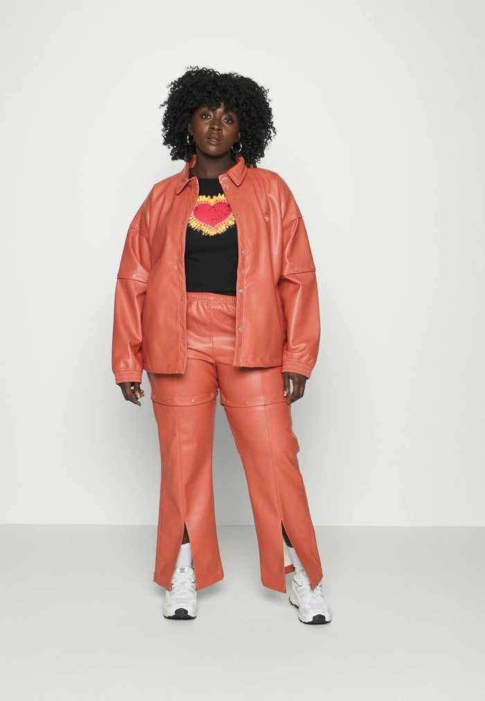 Adidas Originals TRACK PANT - Trousers - Magic Earth 2 Adidas Originals TRACK PANT - Trousers - Magic Earth - Image 2