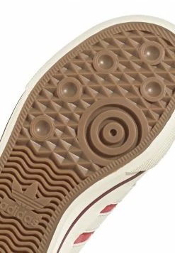 Adidas Originals NIZZA - Trainers - Crew Red/white/white -Adidas Originals Shop a123e81ec5004752a725f034e3f539c6