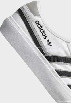 Adidas Originals DELPALA UNISEX - Trainers - White -Adidas Originals Shop a16f0f7da94b435c85cff880e1f91dc7
