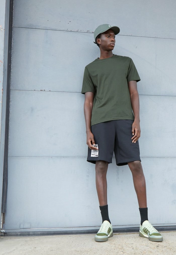 Adidas Originals Shorts - Black 1 Adidas Originals Shorts - Black