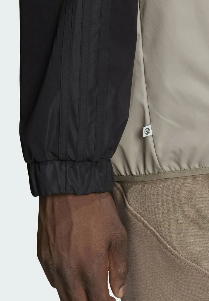 Adidas Originals Windbreaker - Black 6 Adidas Originals Windbreaker - Black - Image 6