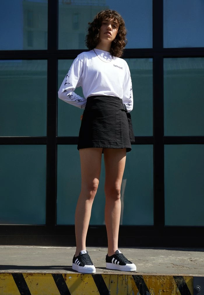 Adidas Originals NIZZA - Trainers - Core Black/footwear White 3 Adidas Originals NIZZA - Trainers - Core Black/footwear White - Image 3