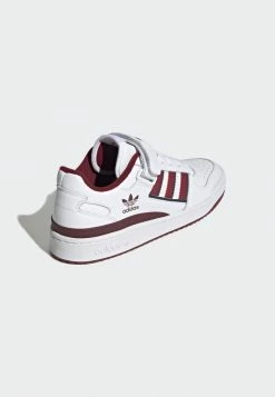Adidas Originals FORUM LOW UNISEX - Trainers - White -Adidas Originals Shop a3cc1eea4fad465b87f16513d9c44198