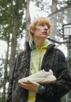 Adidas Originals OZELIA UNISEX - Trainers - Beige 10 Adidas Originals OZELIA UNISEX - Trainers - Beige -Adidas Originals Shop a3e75be8d49b40df9a4ea95f3446daec