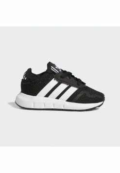 Adidas Originals SWIFT RUN UNISEX - Trainers - Core Black/ftwr White/core Black -Adidas Originals Shop a3f8ae8f30e14333a2aa5017378a8301