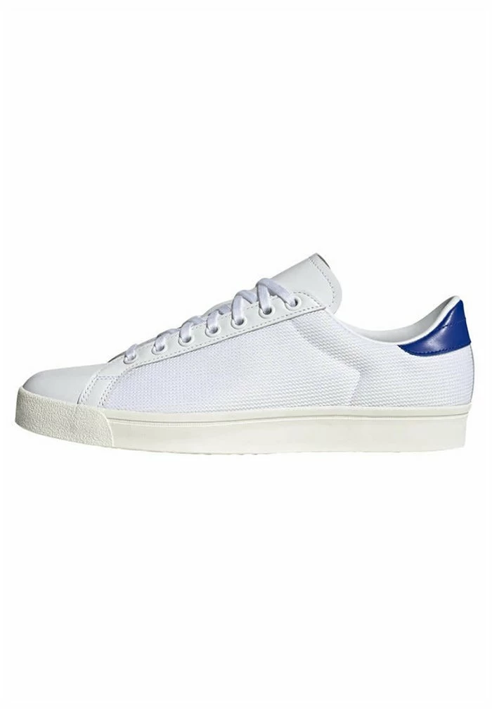 Adidas Originals Trainers - White 1 Adidas Originals Trainers - White