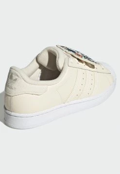Adidas Originals SUPERSTAR W - Trainers - White 11 Adidas Originals SUPERSTAR W - Trainers - White -Adidas Originals Shop a5246a5219314a55a55f5393d81ec633