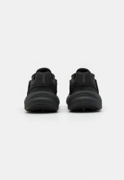 Adidas Originals OZELIA UNISEX - Trainers - Core Black/carbon -Adidas Originals Shop a67956c20465486ba63f4387b492c570