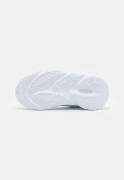 Adidas Originals OZELIA - Trainers - Footwear White/grey One/almost Pink -Adidas Originals Shop a89e7ee3ffb14dbc9def3b021ba15f95