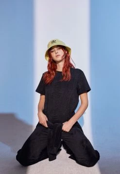 Adidas Originals TEE - Print T-shirt - Black/carbon 11 Adidas Originals TEE - Print T-shirt - Black/carbon -Adidas Originals Shop a99b028926f34fb1befdffb260be3a70