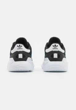 Adidas Originals LA TRAINER LITE UNISEX - Trainers - Core Black/blue Rush/footwear White 8 Adidas Originals LA TRAINER LITE UNISEX - Trainers - Core Black/blue Rush/footwear White -Adidas Originals Shop aaa830b36f3b44f1a168f4e610f9a374