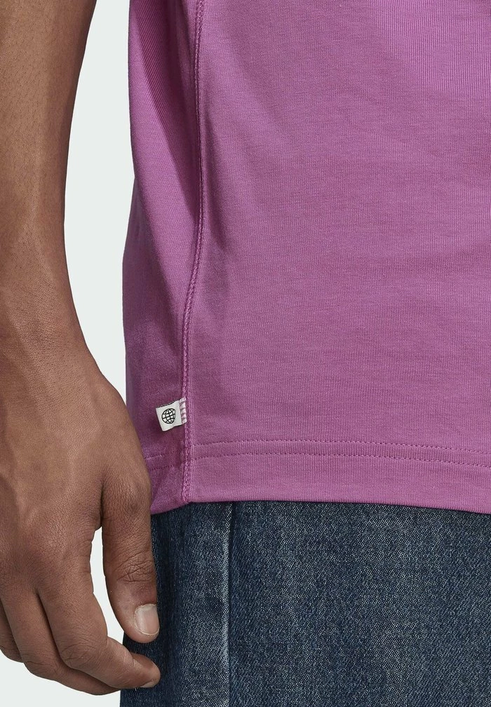 Adidas Originals C - Basic T-shirt - Purple 5 Adidas Originals C - Basic T-shirt - Purple - Image 5