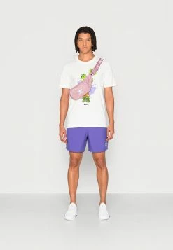 Adidas Originals ESSENTIALS UNISEX - Shorts - Purple -Adidas Originals Shop ae2ce7fa50624eab82ad4470ace0745e