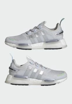 Adidas Originals Trainers - Grey 13 Adidas Originals Trainers - Grey -Adidas Originals Shop ae83e43bb85c4753a82ecbf4d487411f